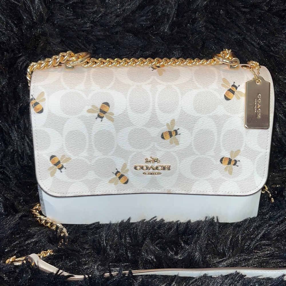 🌟COACH Bumblebee Purse